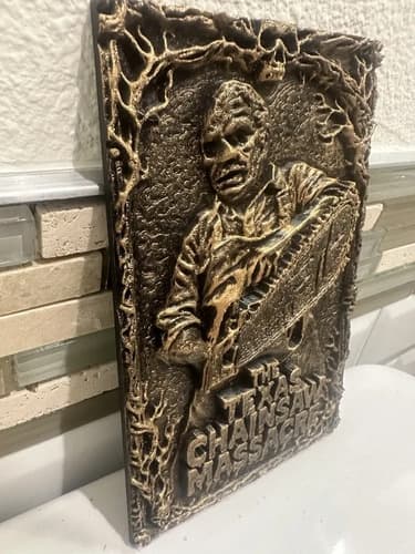 Estatua Decorativa Texas Chainsaw Massacre - A Pedido Dorado 2