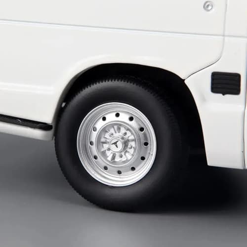 Kyosho  1/18 Toyota Hiace - A Pedido_exkarg 2