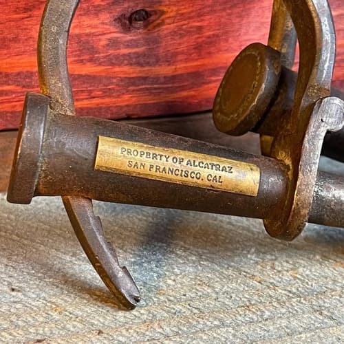 Esposas Decorativas Prision De Alcatraz - A Pedido_exkarg Marrón