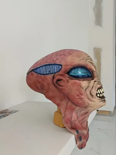 Máscara De Alíen Garo Extraterrestre Nightmare Makers Color Rosa 7