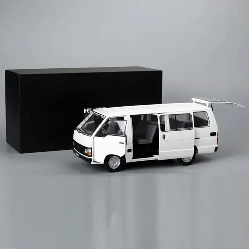Kyosho  1/18 Toyota Hiace - A Pedido_exkarg 10