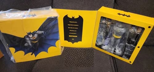 Figura De Acción Articulada Batman Mondo 33 Cm Serie Animada Accesorios 2