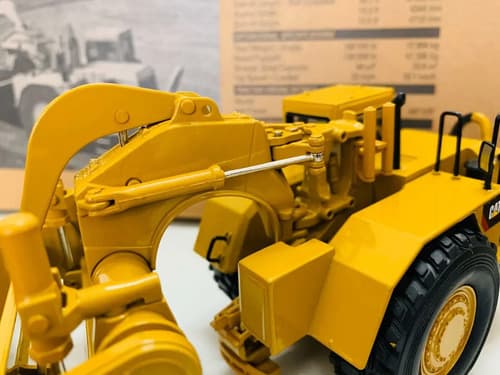 Camioneta Caterpillar 657g 1:50 Diecast Masters Amarilla Amarillo 9