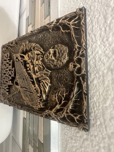 Estatua Decorativa Texas Chainsaw Massacre - A Pedido Dorado 4