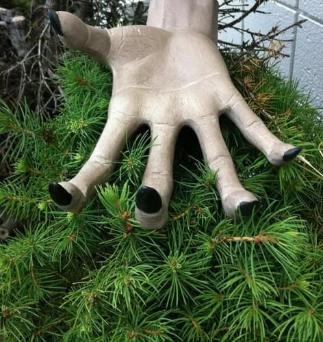 Decoracion Halloween Manos Horror Monster - A Pedido Piel 4