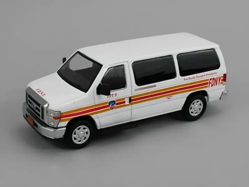 Furgoneta Bomberos De Nueva York Fdny 1/64 - A Pedido_exkarg Blanco