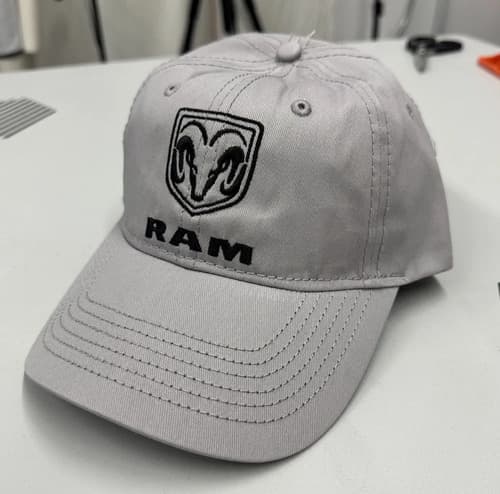 Gorra Dodge Ram Logo Embrodery - A Pedido Gris M